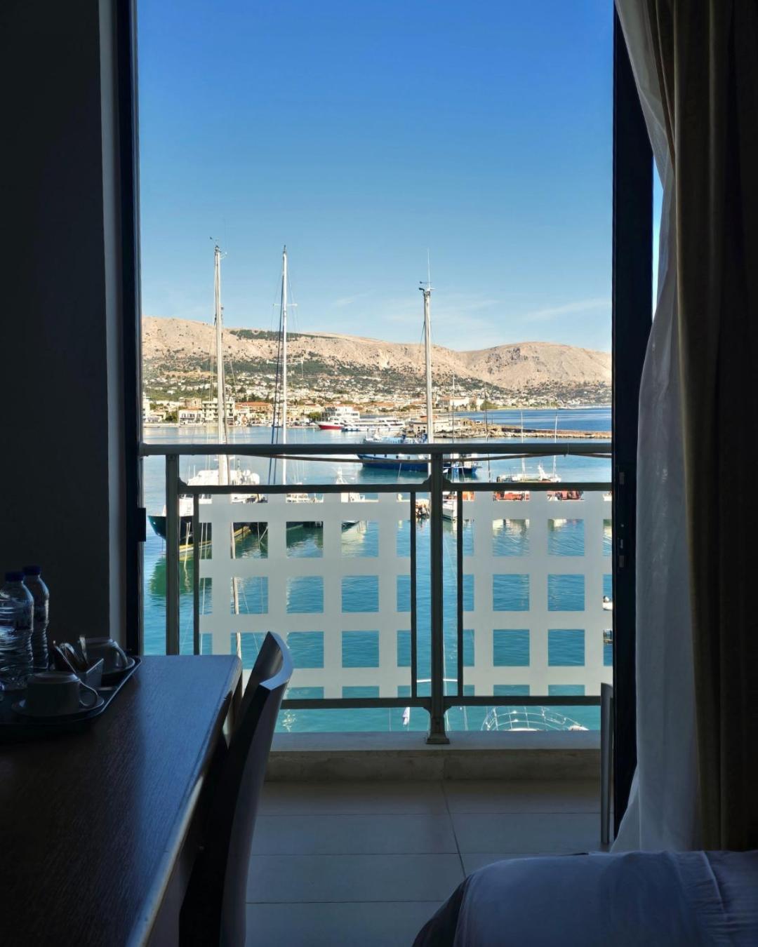 Chios Chandris Esterno foto