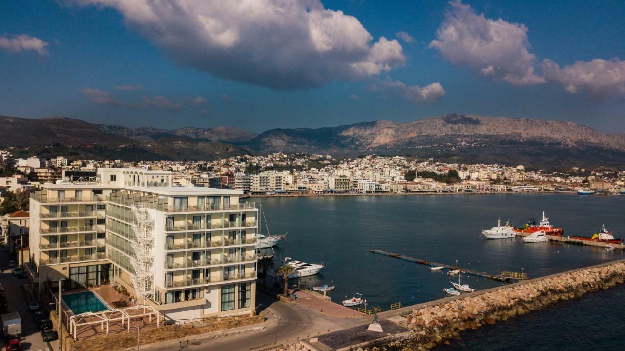 Chios Chandris Esterno foto